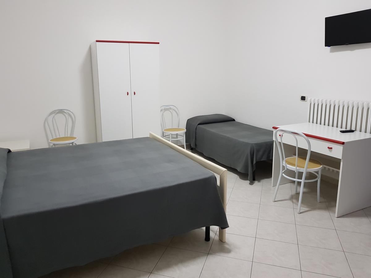 Holiday B&B Vico Del Gargano Eksteriør bilde